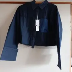 ダークブルー クロップドシャツ 長袖