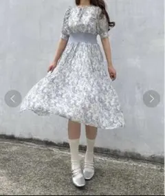 TITTY&CO. トワルドジュイプリーツミディワンピース