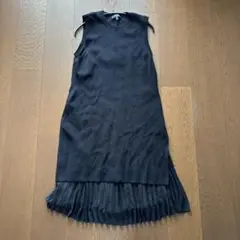 Theory ブラックワンピ　マタニティにも。