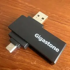 Gigastone USB/micro USB カードリーダー