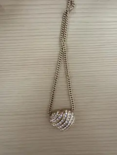 スワロフスキー　ネックレス