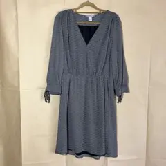 H&M ワンピース　サイズ40 カシュクール　Vネック　黒　白　グレー　波模様