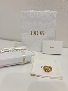 Item thumbnail for item 2f1e7e10-0010-47e6-a422-e5bca08640af