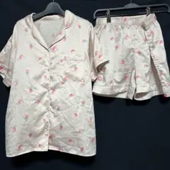 桃の花柄サテンパジャマセット