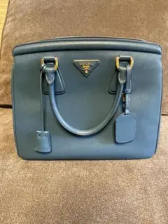 PRADA プラダ ハンドバッグSAFFIANO LUX