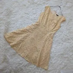 トッカ TOCCA ワンピース パンチング刺繍 ノースリーブ 花柄 ひざ丈