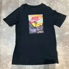 NIKE グラフィックプリント Tシャツ 黒