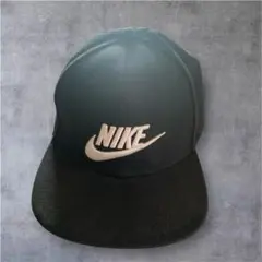 NIKE ブラックキャップ