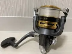 【美品】ダイワ ジョイナス2500(DAIWA JOINUS)