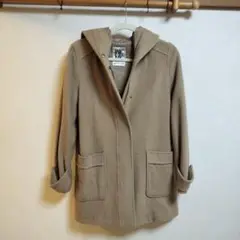 こちらハーフコートになります。
