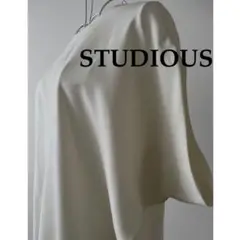 STUDIOUS ホワイトフレンチスリーブ半袖トップス