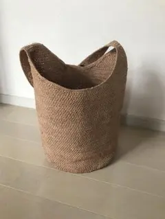 美品　HELEN KAMINSKI ストローカゴバッグ
