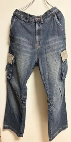 Item thumbnail for item e7b40b60-807d-48b8-9746-cd942b0f9785