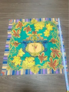 GIANNI VERSACE ハンカチ