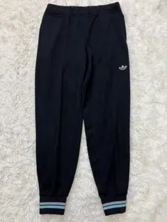 《状態良》アディダスadidasトラックパンツジャージデサント製ブラック