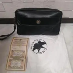 HUNTING WORLD ブラック クラッチバッグ