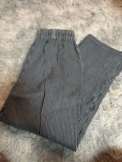 ブラックホワイトストライプカジュアルパンツ