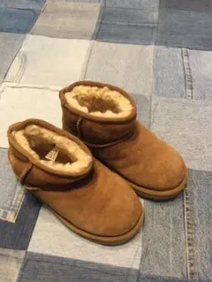 UGG のムートンブーツ 18.5cm チェスナット