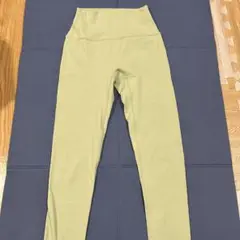 ハイウエスト ライトグリーン ヨガパンツ