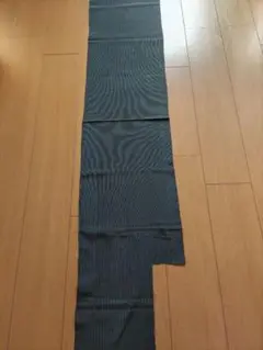 黒と青のストライプ