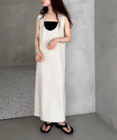 feepur フェピュール Uネックナローワンピ　アイボリー　Mサイズ