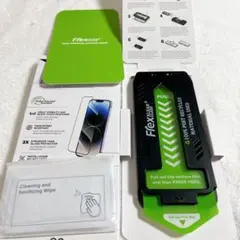 新品★ iPhone 15 Pro ガラスフィルム 取り付けツール付 １枚