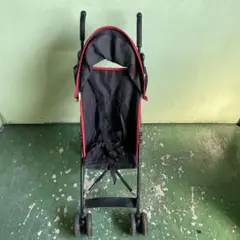 西松屋 バギー ベビーカー 黒×赤 ベビー用品 移動用品 折りたたみ 小物 格安