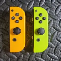 Nintendo Switch Joy-Conコントローラー右２個⚠️ジャンク品