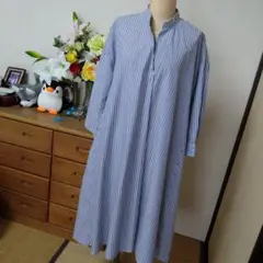 青と白のストライプシャツワンピース　８月末迄の夏バーゲンです