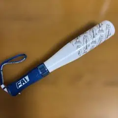 しゃけまる　マラカスバット
