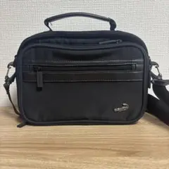 Crocodile ブラック ショルダーバッグ