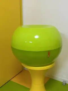 スペースエイジ　レトロポップ　IDEE ベリースツール　収納　椅子　チェア