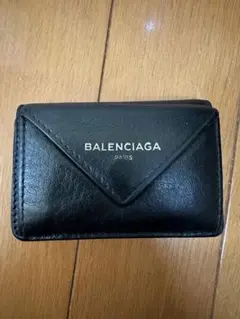 バレンシアガ 折り財布