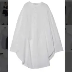 UN3D. ASYMMETRY TUCK SH