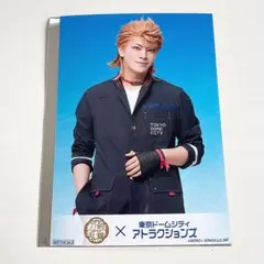 Item thumbnail for item 14acac9c-ffdc-40a7-af7a-6e188442a56a