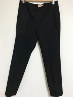 テーパードパンツ　レディース　Sサイズ　ブラック