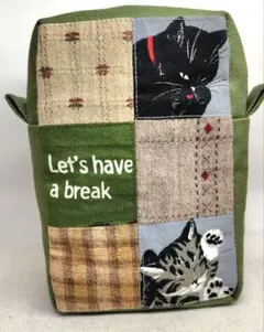 ハンドメイド✬縦長ポーチ(猫、緑系②）