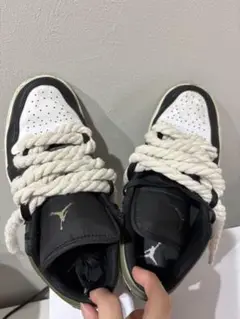 Air Jordan ロープ1 Low ブラック/オリーブ