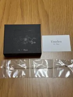 V6 Timeless Bijou ネックレスとオードパルファム香水のセット V6 Timeless Bijou ネックレスとオードパルファム香水のセット