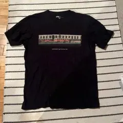 ユニクロ　プリントTシャツ　黒