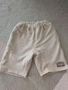 ベージュ　ハーフパンツ　スウェット