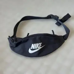 Nike ボディバッグ・ウエストポーチ グレー