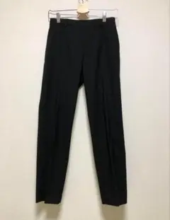 UNIQLO アンクルパンツ　黒