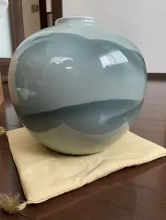秀逸作 九谷焼 名人 山上義正 造 灰釉赤富士図 扁壺 花瓶 桐共箱 茶道具 2025年最新】九谷 義正の人気アイテム - メルカリ