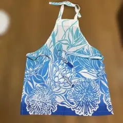 青と白の花柄エプロン