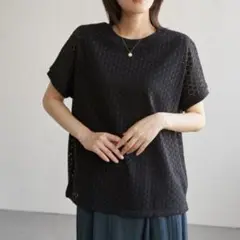 ikka アイレットレースプルオーバー　カットソーS ブラック　イッカ