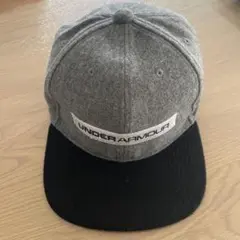 UNDER ARMOUR グレー ブラック キャップ