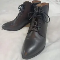 極美品！STACCATOショートブーツ　サイドジップ　パール　黒　ブラック