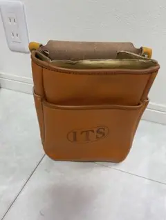 Item thumbnail for item aca8edc8-27c3-49eb-96eb-5d1f4f17d575