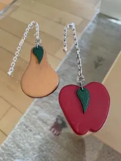 値下げ❣️HERMES エルメス フルーツチャーム キーホルダー 2個セット